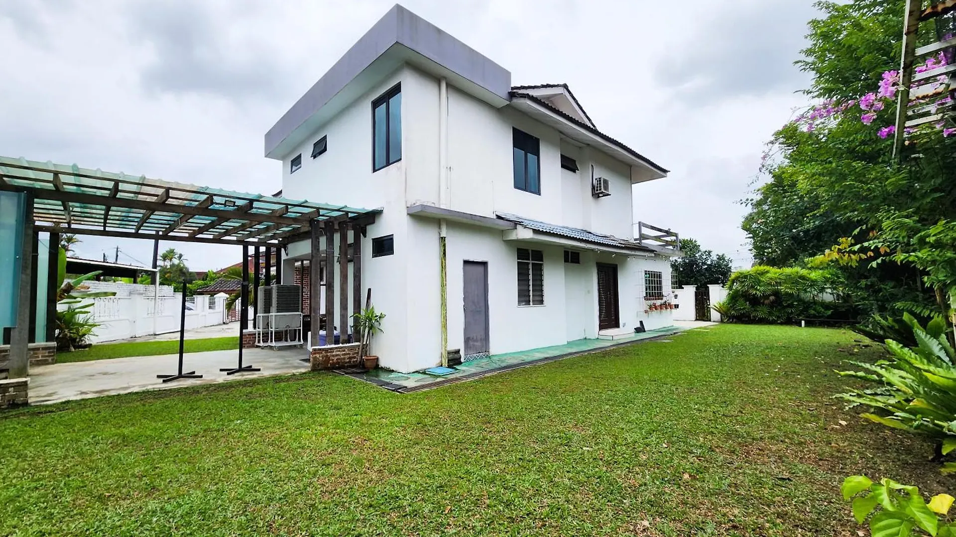 Kempas - 21 Pax Villa, Near Paradigm Mall Jb Johor Bahru
